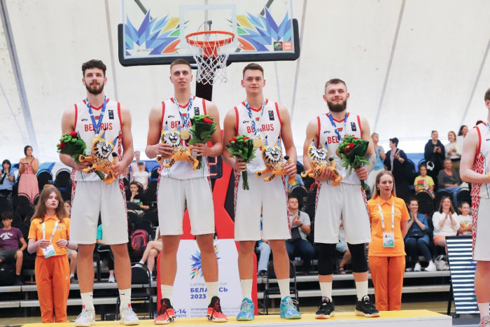 Игроки "МИНСКА" в составе сборной Беларуси стали победителями II Игр Стран СНГ!